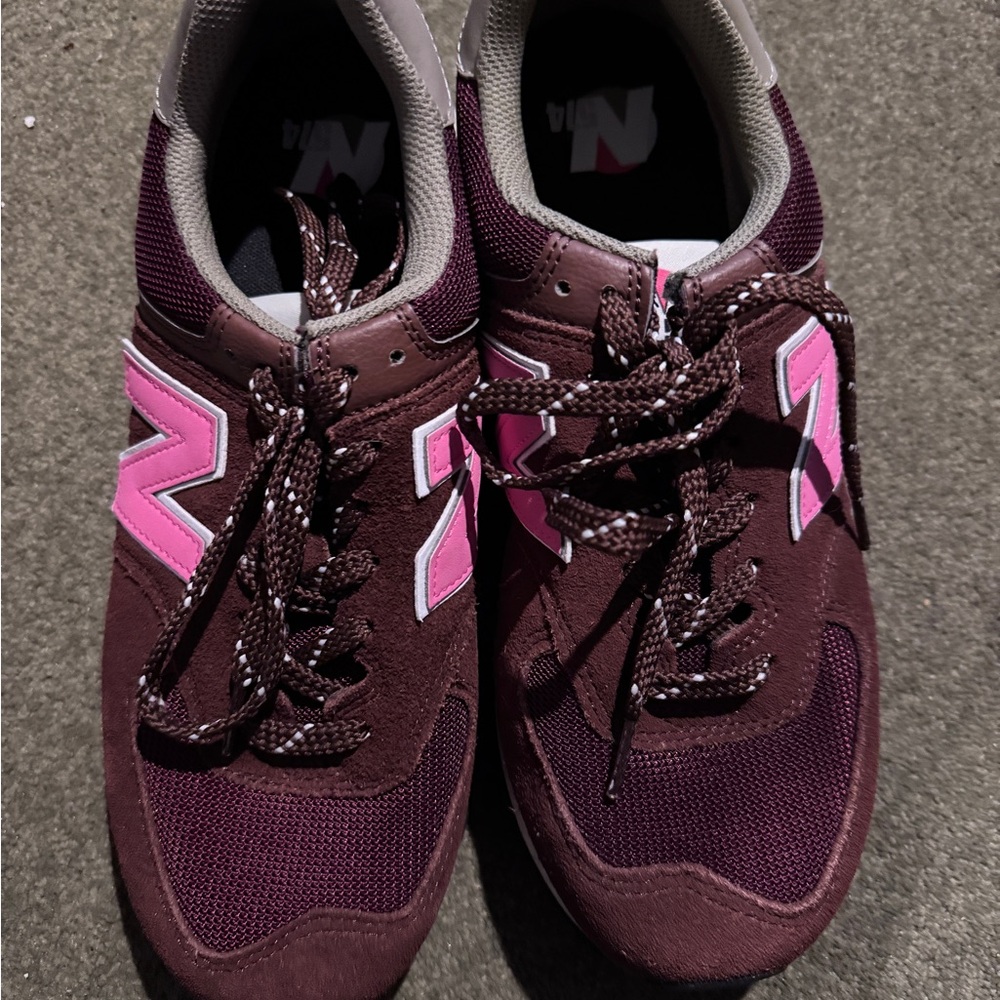 New Balance Women's Burgundy and Pink Sneakers